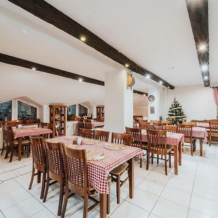 Gasthuis Pri Piecke A Restauracia 3*