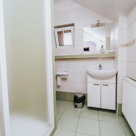 Pri Piecke A Restauracia Gasthuis 3*