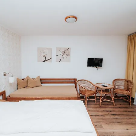 Pri Piecke A Restauracia Gasthuis 3*